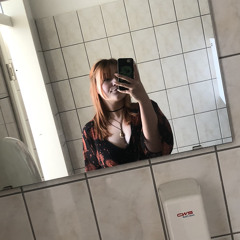 Bjarki_Niehlsdottir