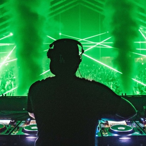 AvidMuzikFan_2 — artist photo