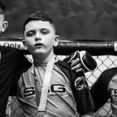 Stoner 🤪🥊