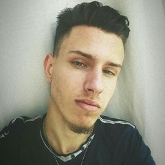 Nikola Maksimović