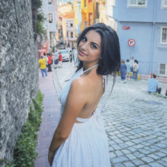 Ezgi Y.