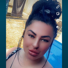 🤙Kerri Shaw😜