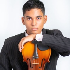 Moises Daniel Violinist