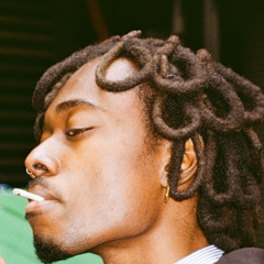 Qwade White