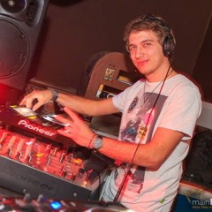 Chris Weekend