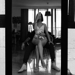 Roya🍷🖤