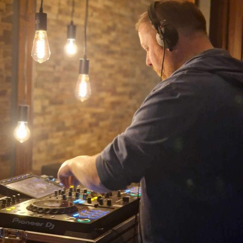 Chris Blaylock artist photo