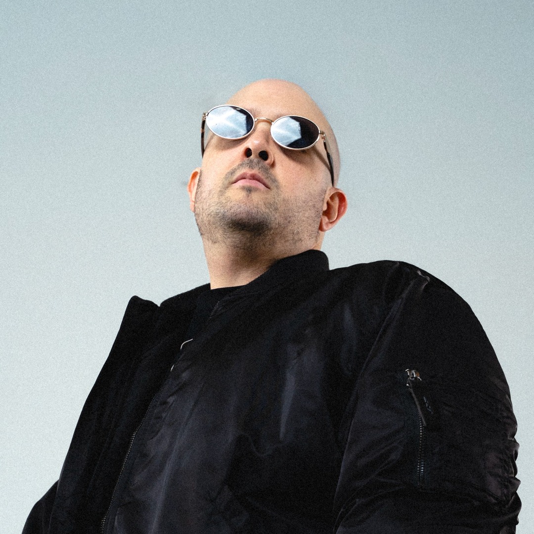 Stream VictorRuiz music | Listen to songs, albums, playlists for