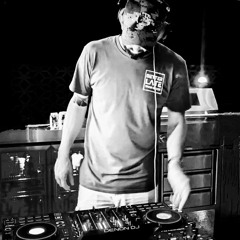 playhard_Music (KXTCHxRLZ)