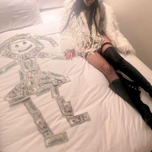 Bladee - Man in the mirror
