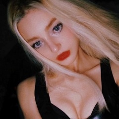 Nadhine