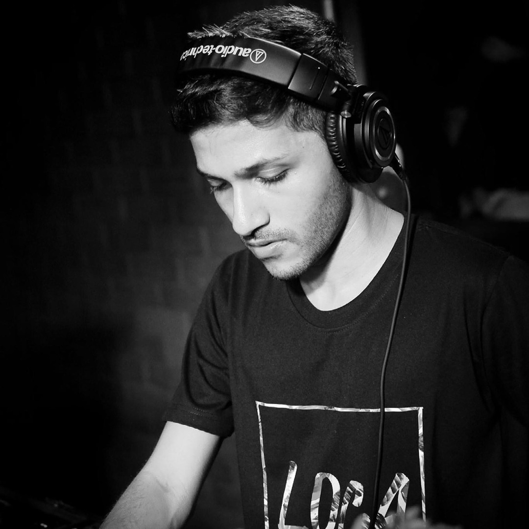 Stream DJ Loca music | Listen to songs, albums, playlists for free