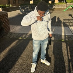 Klay Breesh (@kassiusklay_)