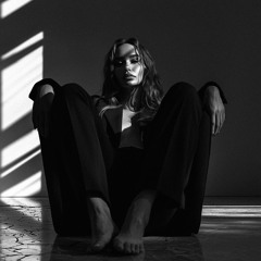ANOUK KLARDIS