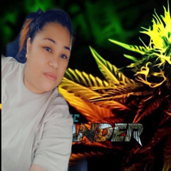 momlystk