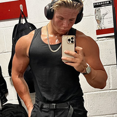 Ezra Whelan