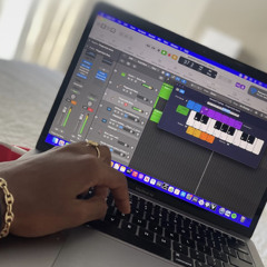 Moi Productions