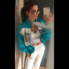 Ninahelmondd
