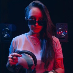 Cinthia G (Dj)