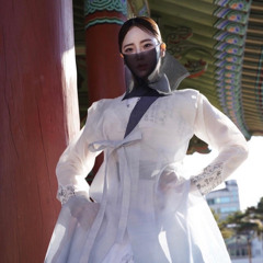 Su Yeon Lee