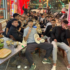 NỨT LÒNG NGƯỜI HÂM MỘ