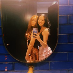 Kayla 🪩🍸💋🍒