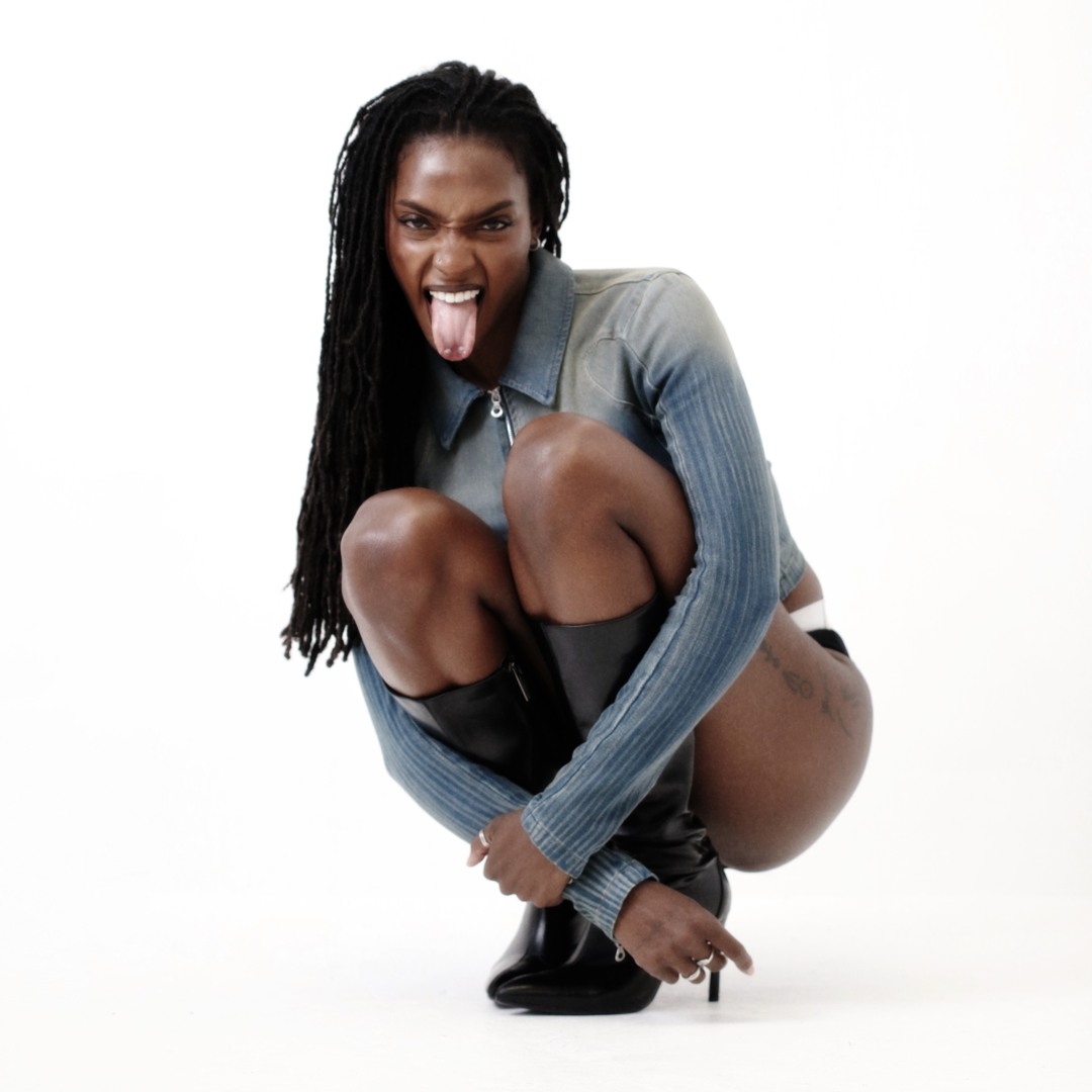 DEJAH「Dejah」 CD 91N4SfruVdL.jpg