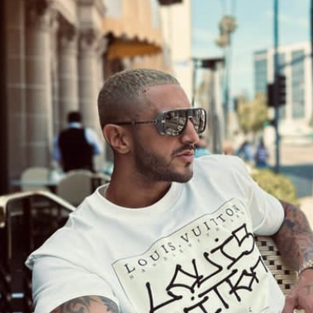 آیسان اسلامی متولد چه ماهی است