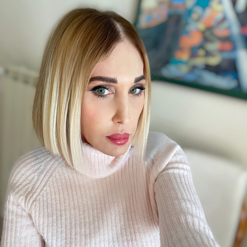 Alexia Blond’s avatar