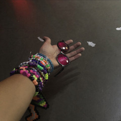 Modern Hippie W’s Only