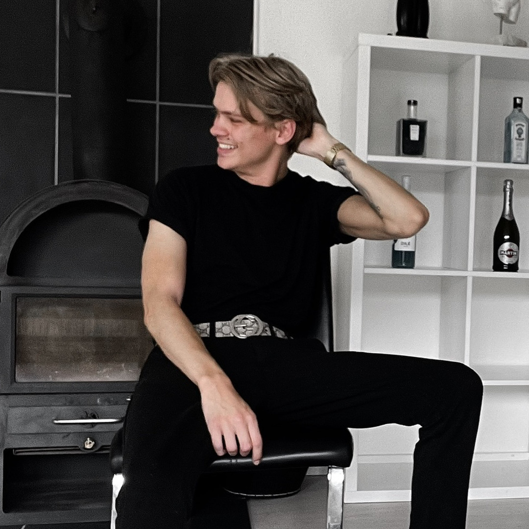 avatars-cZBKtOowt8RlmID1-