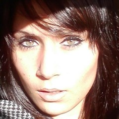 Nathalie Knox