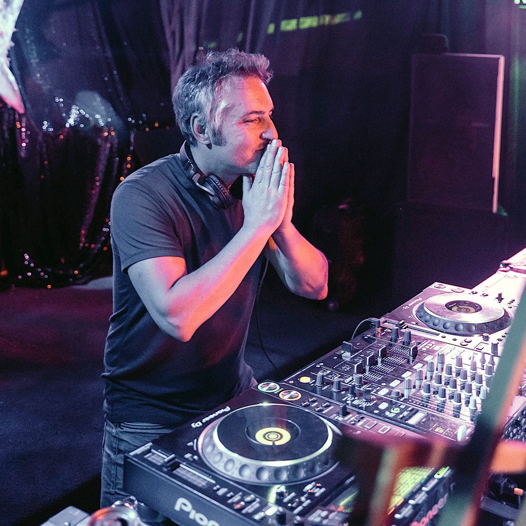 Stream Richard Medicineman music | Listen to songs, albums