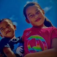 Vicky Selentina Kahn