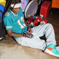 SIMPING IN A SITUATIONSHIP