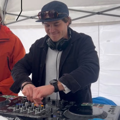 DJ Dewey