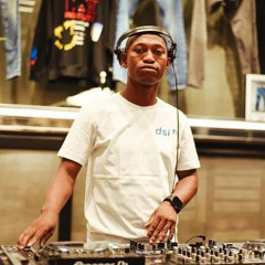 Massive.dj(KHAYELIHLE MKHIZE)