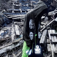 DEADBÖY2100 (@deadboyruntz)