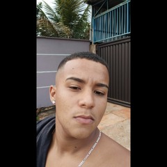 Dois caras em uma moto