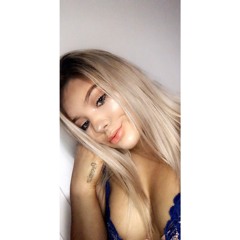 Nicole Bates 8