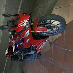 Vhung04