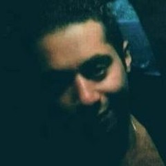 Mostafa Ezzt