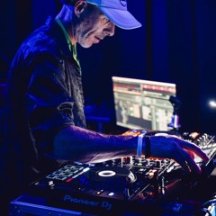 Luv 4 2024 - 07 - 27 14h00 - 16h00 - DJ Leprechaun