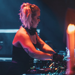 Nicole+