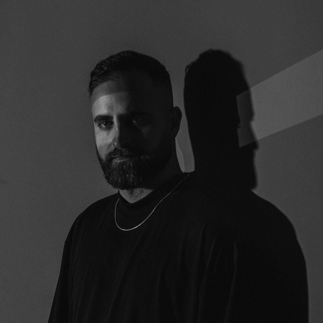 Stream Santiago Garcia music | Listen to songs, albums, playlists