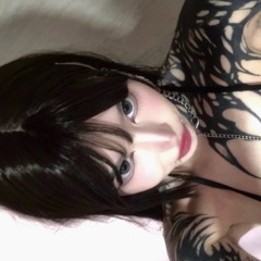 ✩⋆ Elle