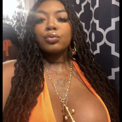 NiaAlexsandra