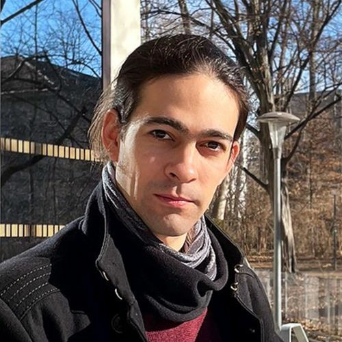 Gerard Erruz’s avatar