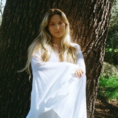 Lizzie Campbell