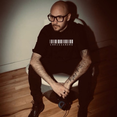 CHRISSANDRO †